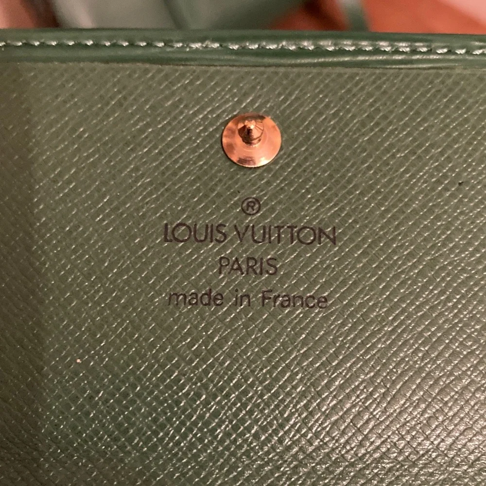 Louis Vuitton Soufflot w/Dust Bag & Elise Wallet Borneo Green Epi Like New!